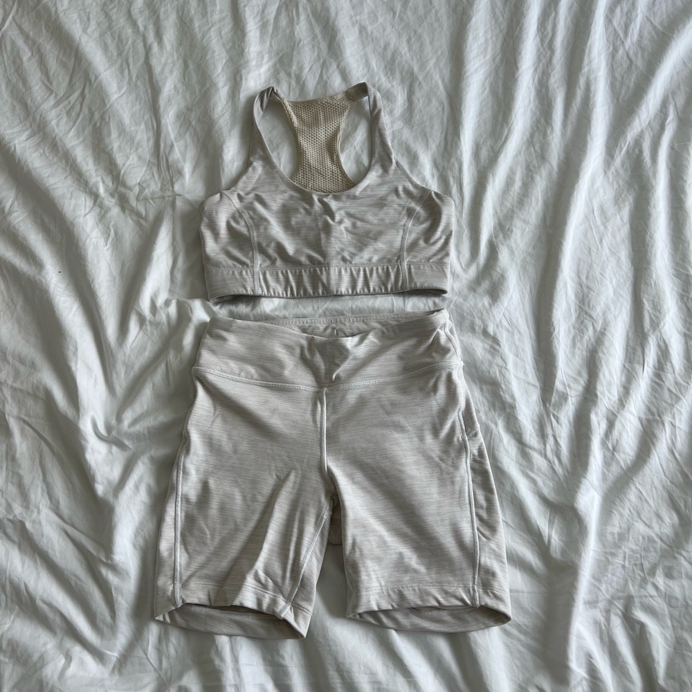Outdoor voices cream workout set